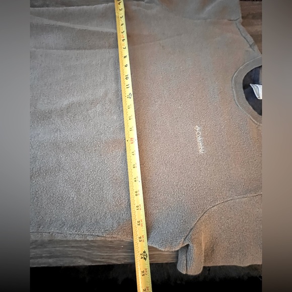 Men’s Columbia wool fleece lined crewneck (tan color) - Picture 10 of 10